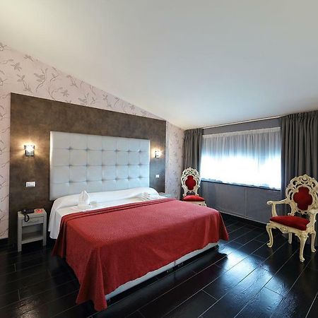 Hotel Relax Roma Nord Fiano Romano Εξωτερικό φωτογραφία